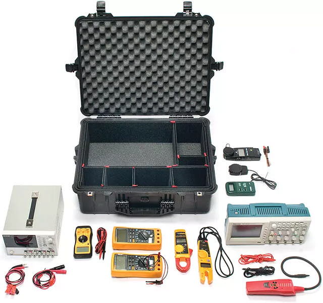 1600 Peli™ Case ilman vaahtoa