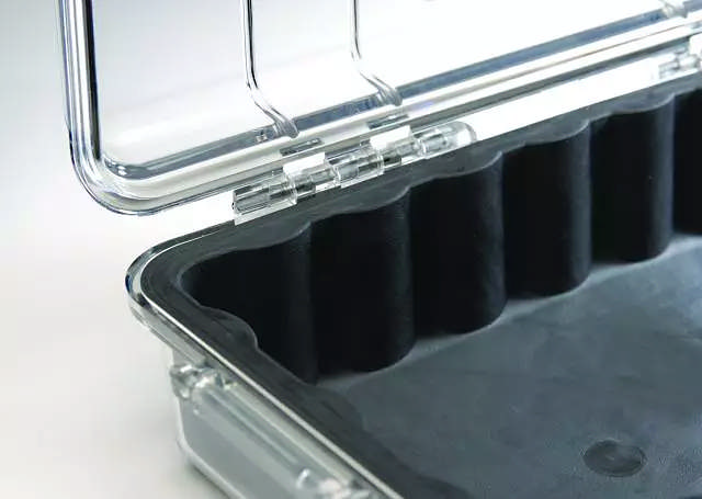 1050 Peli™ MicroCase