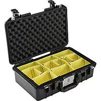 Peli™ 1525 Air med vadderade avdelare