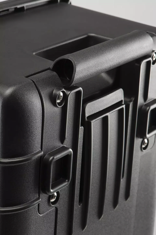 Peli™ 1535 Air Carry-On vaahtomuovilla