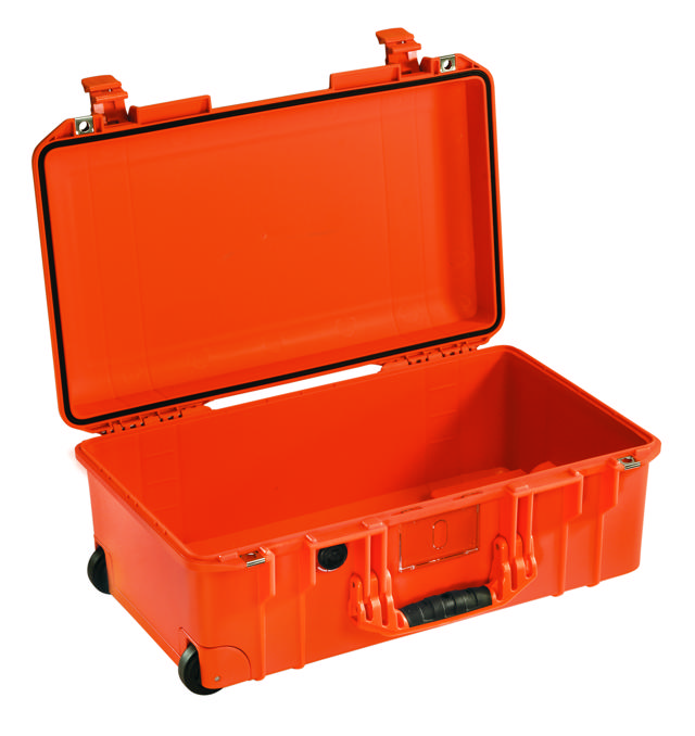Peli™ 1535 Air Carry-On ilman vaahtoa