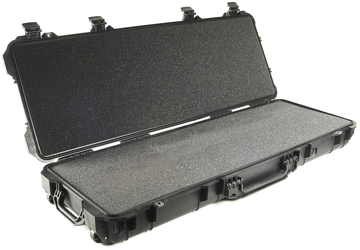 Peli™ 1720 Long Case vaahtomuovilla