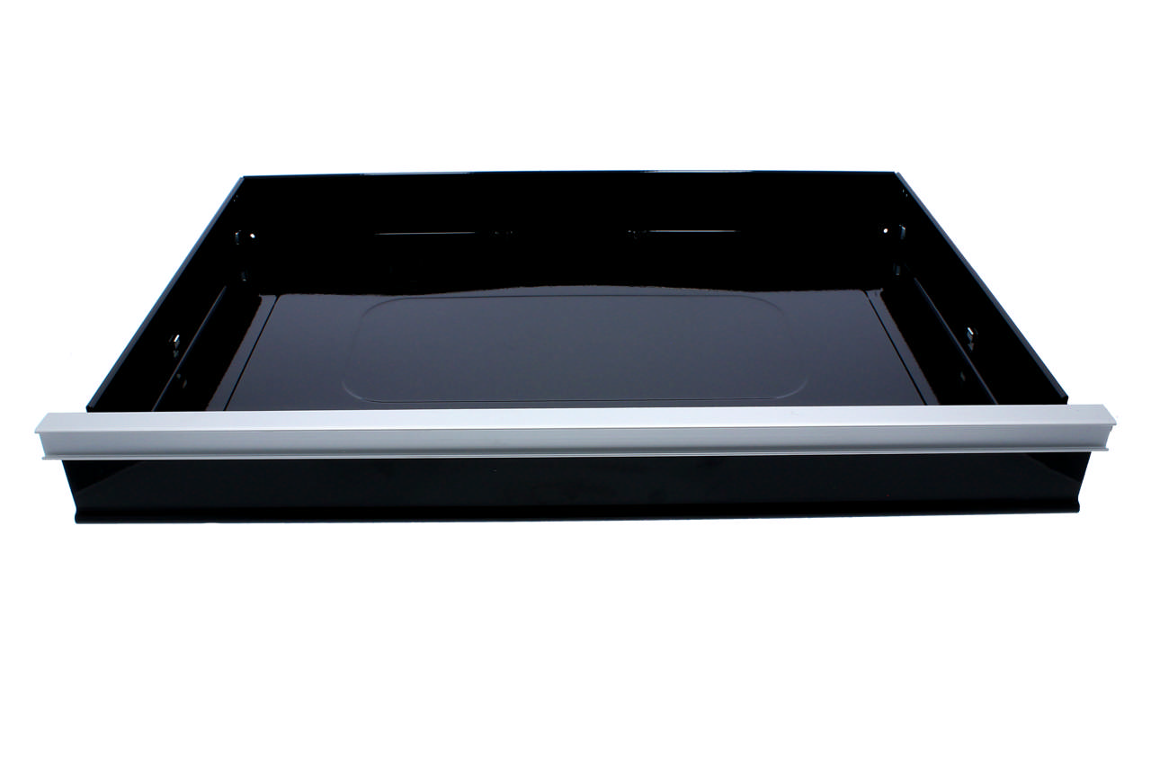 Laatikko pieni työkaluvaunuun