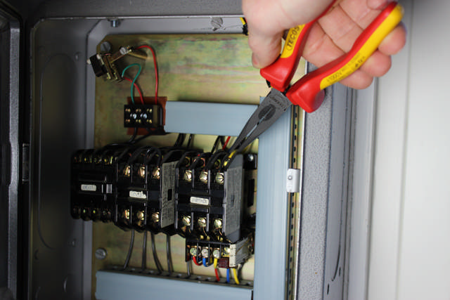 Kärkipihdit VDE 200 mm