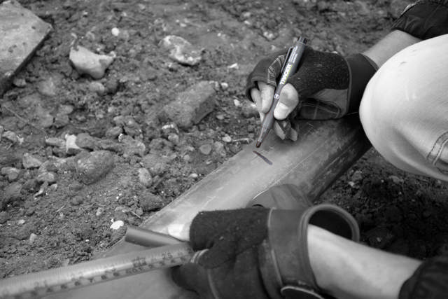 Tukkeutumaton tussi - musta