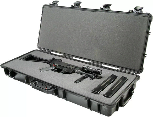 1700 Peli™ Case m/skum